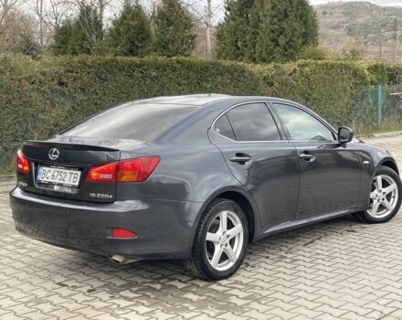 Серый Лексус ИС, объемом двигателя 2.2 л и пробегом 307 тыс. км за 7000 $, фото 3 на Automoto.ua