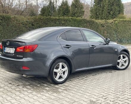 Серый Лексус ИС, объемом двигателя 2.2 л и пробегом 307 тыс. км за 7000 $, фото 4 на Automoto.ua