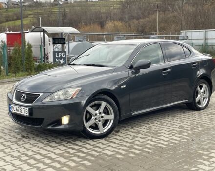 Серый Лексус ИС, объемом двигателя 2.2 л и пробегом 307 тыс. км за 7000 $, фото 1 на Automoto.ua