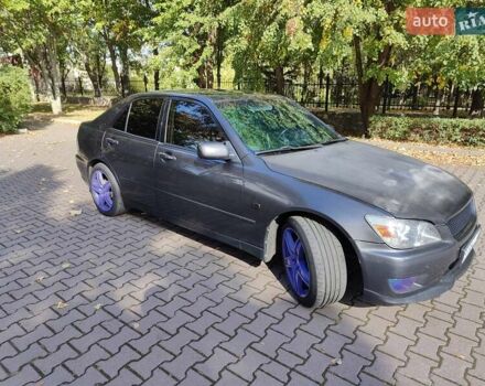 Сірий Лексус ІС, об'ємом двигуна 1.99 л та пробігом 460 тис. км за 5100 $, фото 9 на Automoto.ua
