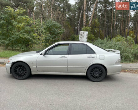 Лексус ІС 2000 у Києві на Automoto.ua Сірий Лексус ІС, об'ємом двигуна 1.99 л та пробігом 280 тис. км за 4700 $, фото 1 на Automoto.ua