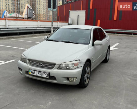 Сірий Лексус ІС, об'ємом двигуна 2 л та пробігом 256 тис. км за 3000 $, фото 3 на Automoto.ua