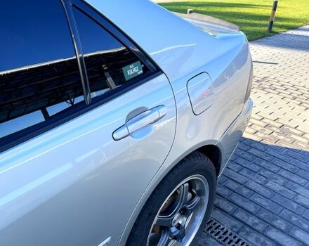 Серый Лексус ИС, объемом двигателя 2 л и пробегом 420 тыс. км за 5800 $, фото 5 на Automoto.ua