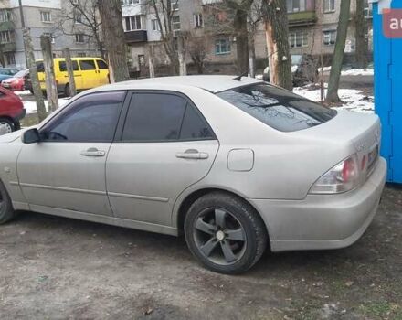 Сірий Лексус ІС, об'ємом двигуна 1.99 л та пробігом 267 тис. км за 3800 $, фото 1 на Automoto.ua