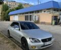 Серый Лексус ИС, объемом двигателя 2 л и пробегом 317 тыс. км за 3894 $, фото 2 на Automoto.ua