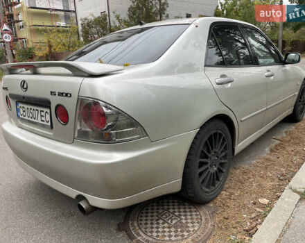Лексус ІС 2000 у Києві на Automoto.ua Сірий Лексус ІС, об'ємом двигуна 1.99 л та пробігом 280 тис. км за 4700 $, фото 2 на Automoto.ua