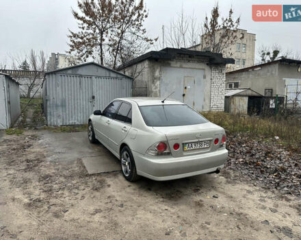 Сірий Лексус ІС, об'ємом двигуна 2 л та пробігом 267 тис. км за 3500 $, фото 2 на Automoto.ua