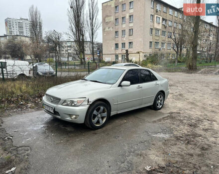 Сірий Лексус ІС, об'ємом двигуна 2 л та пробігом 267 тис. км за 3500 $, фото 3 на Automoto.ua