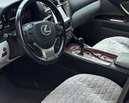 Серый Лексус ИС, объемом двигателя 2.5 л и пробегом 280 тыс. км за 6999 $, фото 6 на Automoto.ua