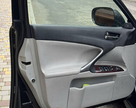 Серый Лексус ИС, объемом двигателя 2.5 л и пробегом 280 тыс. км за 6999 $, фото 24 на Automoto.ua