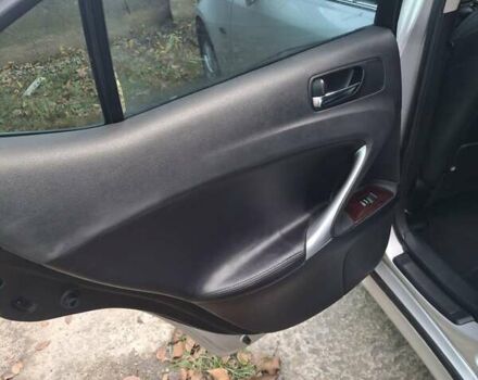 Серый Лексус ИС, объемом двигателя 2.23 л и пробегом 356 тыс. км за 7500 $, фото 7 на Automoto.ua