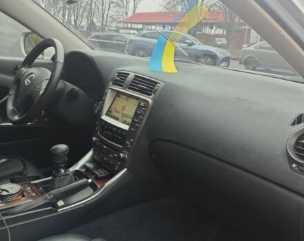 Серый Лексус ИС, объемом двигателя 2.2 л и пробегом 366 тыс. км за 6500 $, фото 11 на Automoto.ua