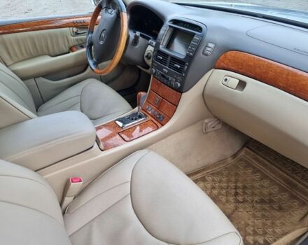 Серый Лексус ИС, объемом двигателя 4.3 л и пробегом 259 тыс. км за 6700 $, фото 9 на Automoto.ua