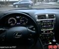 Серый Лексус ИС, объемом двигателя 2.2 л и пробегом 234 тыс. км за 3700 $, фото 4 на Automoto.ua