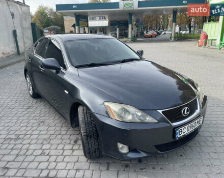 Серый Лексус ИС, объемом двигателя 2.2 л и пробегом 252 тыс. км за 6700 $, фото 9 на Automoto.ua