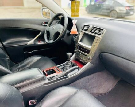 Сірий Лексус ІС, об'ємом двигуна 2.2 л та пробігом 290 тис. км за 4500 $, фото 6 на Automoto.ua