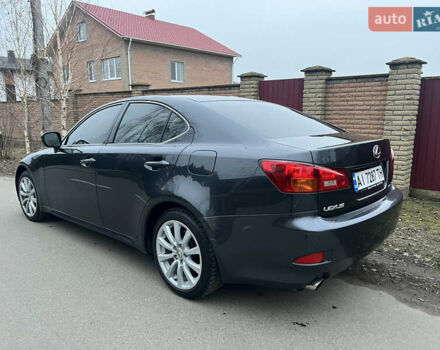 Серый Лексус ИС, объемом двигателя 2.5 л и пробегом 165 тыс. км за 9499 $, фото 6 на Automoto.ua