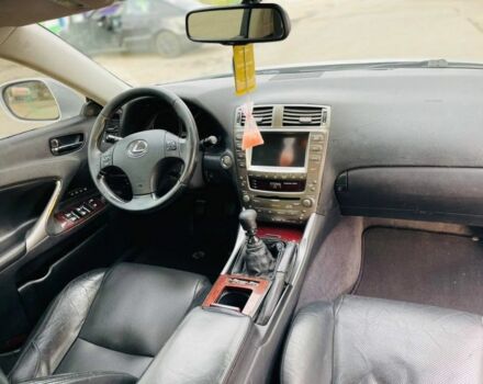 Сірий Лексус ІС, об'ємом двигуна 2.2 л та пробігом 290 тис. км за 4500 $, фото 7 на Automoto.ua