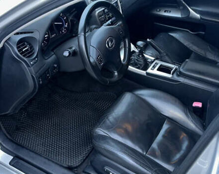 Серый Лексус ИС, объемом двигателя 2.23 л и пробегом 336 тыс. км за 6990 $, фото 7 на Automoto.ua