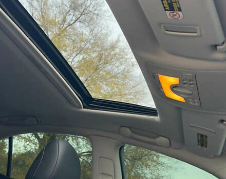 Сірий Лексус ІС, об'ємом двигуна 2.5 л та пробігом 199 тис. км за 8700 $, фото 10 на Automoto.ua