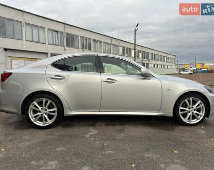 Серый Лексус ИС, объемом двигателя 2.23 л и пробегом 223 тыс. км за 9999 $, фото 9 на Automoto.ua