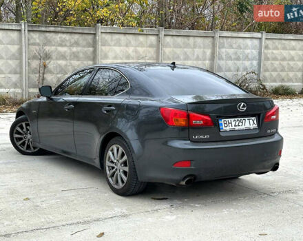 Серый Лексус ИС, объемом двигателя 2.5 л и пробегом 199 тыс. км за 7700 $, фото 4 на Automoto.ua