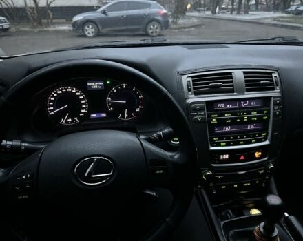 Серый Лексус ИС, объемом двигателя 0 л и пробегом 234 тыс. км за 4500 $, фото 4 на Automoto.ua