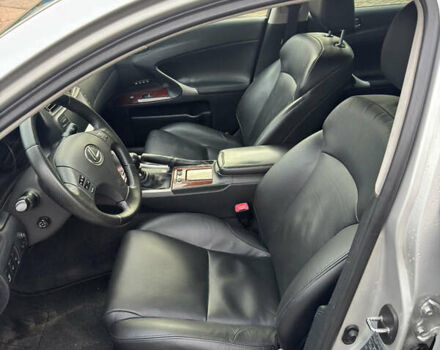 Серый Лексус ИС, объемом двигателя 2.23 л и пробегом 223 тыс. км за 9999 $, фото 16 на Automoto.ua