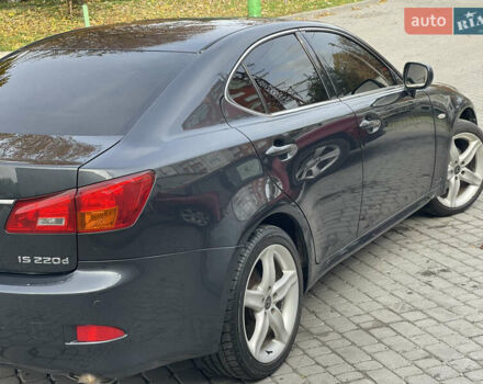 Серый Лексус ИС, объемом двигателя 2.2 л и пробегом 252 тыс. км за 6700 $, фото 15 на Automoto.ua