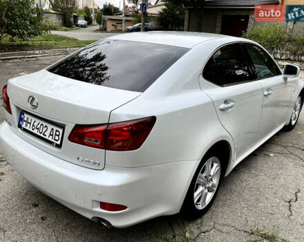 Серый Лексус ИС, объемом двигателя 2.5 л и пробегом 205 тыс. км за 8800 $, фото 6 на Automoto.ua