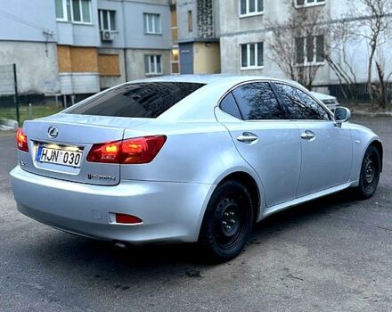 Серый Лексус ИС, объемом двигателя 2.2 л и пробегом 234 тыс. км за 3700 $, фото 2 на Automoto.ua