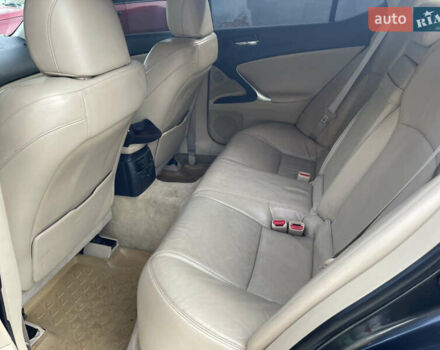 Серый Лексус ИС, объемом двигателя 2.2 л и пробегом 252 тыс. км за 6700 $, фото 44 на Automoto.ua