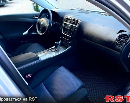 Серый Лексус ИС, объемом двигателя 2.5 л и пробегом 25600 тыс. км за 7200 $, фото 11 на Automoto.ua