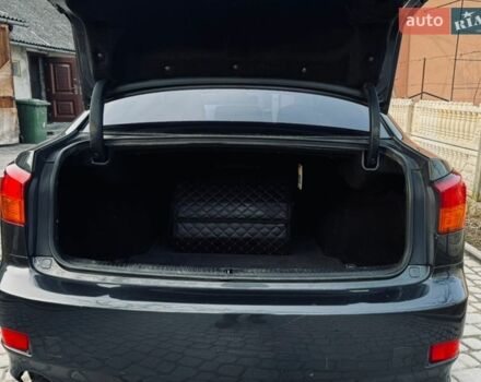 Сірий Лексус ІС, об'ємом двигуна 2.5 л та пробігом 256 тис. км за 8900 $, фото 6 на Automoto.ua