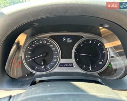 Сірий Лексус ІС, об'ємом двигуна 2.2 л та пробігом 234 тис. км за 6990 $, фото 17 на Automoto.ua