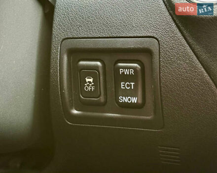 Сірий Лексус ІС, об'ємом двигуна 2.5 л та пробігом 283 тис. км за 8300 $, фото 24 на Automoto.ua