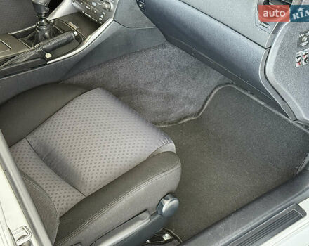 Серый Лексус ИС, объемом двигателя 2.5 л и пробегом 200 тыс. км за 8000 $, фото 38 на Automoto.ua