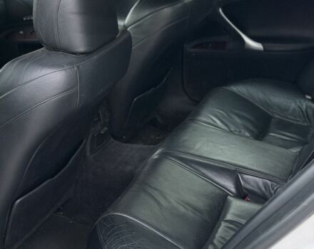 Сірий Лексус ІС, об'ємом двигуна 2.2 л та пробігом 350 тис. км за 4800 $, фото 8 на Automoto.ua