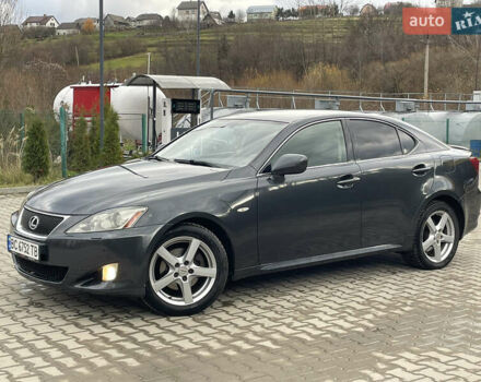 Серый Лексус ИС, объемом двигателя 2.23 л и пробегом 307 тыс. км за 7000 $, фото 4 на Automoto.ua