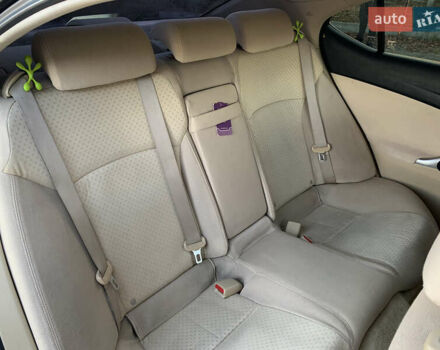 Сірий Лексус ІС, об'ємом двигуна 2.23 л та пробігом 320 тис. км за 7500 $, фото 28 на Automoto.ua