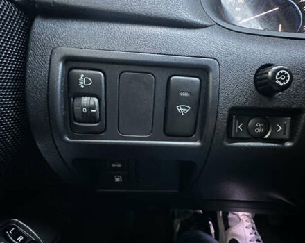 Серый Лексус ИС, объемом двигателя 2.23 л и пробегом 300 тыс. км за 4000 $, фото 17 на Automoto.ua