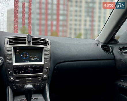 Сірий Лексус ІС, об'ємом двигуна 2.5 л та пробігом 283 тис. км за 8300 $, фото 29 на Automoto.ua