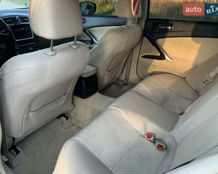 Сірий Лексус ІС, об'ємом двигуна 2.23 л та пробігом 320 тис. км за 7500 $, фото 20 на Automoto.ua