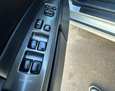 Серый Лексус ИС, объемом двигателя 2.2 л и пробегом 300 тыс. км за 3850 $, фото 10 на Automoto.ua