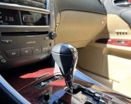 Серый Лексус ИС, объемом двигателя 3 л и пробегом 145 тыс. км за 11200 $, фото 4 на Automoto.ua