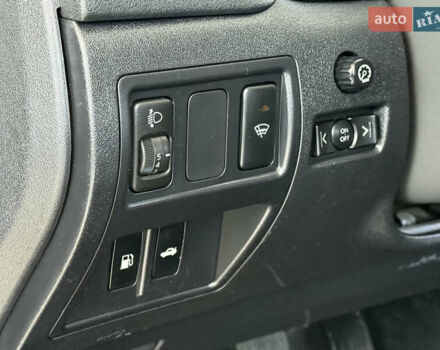 Серый Лексус ИС, объемом двигателя 2.5 л и пробегом 200 тыс. км за 8000 $, фото 27 на Automoto.ua