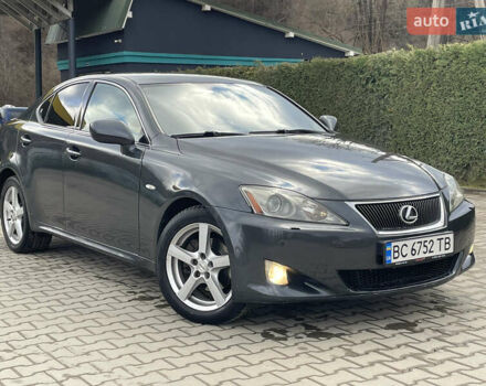 Сірий Лексус ІС, об'ємом двигуна 2.23 л та пробігом 308 тис. км за 6900 $, фото 10 на Automoto.ua