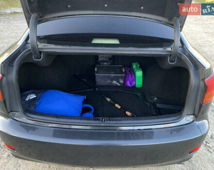 Сірий Лексус ІС, об'ємом двигуна 2.23 л та пробігом 320 тис. км за 7500 $, фото 68 на Automoto.ua