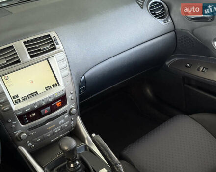 Серый Лексус ИС, объемом двигателя 2.5 л и пробегом 200 тыс. км за 8000 $, фото 18 на Automoto.ua