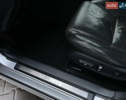 Серый Лексус ИС, объемом двигателя 2.23 л и пробегом 300 тыс. км за 3850 $, фото 13 на Automoto.ua